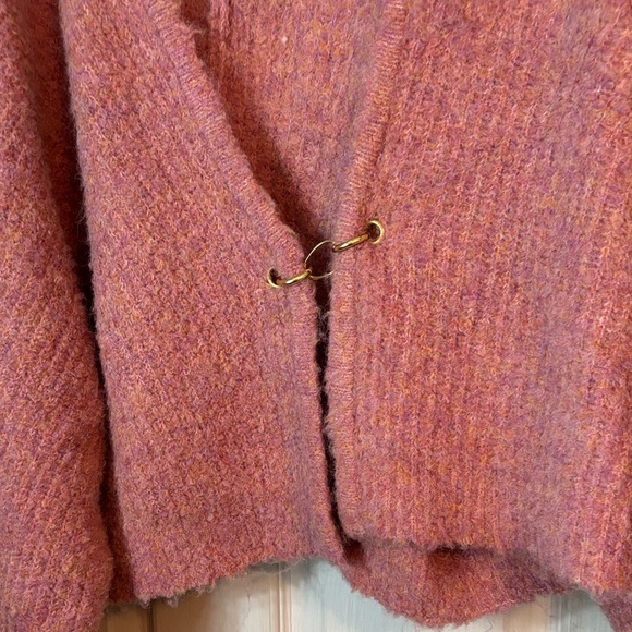 Cozy Pink Cardigan Size XXL - Picture 2 of 5